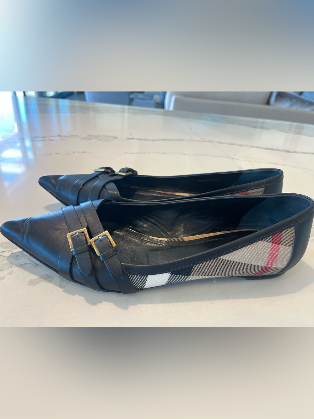 Burberry Black Leather Pointed Toe Flats with Vintage Check